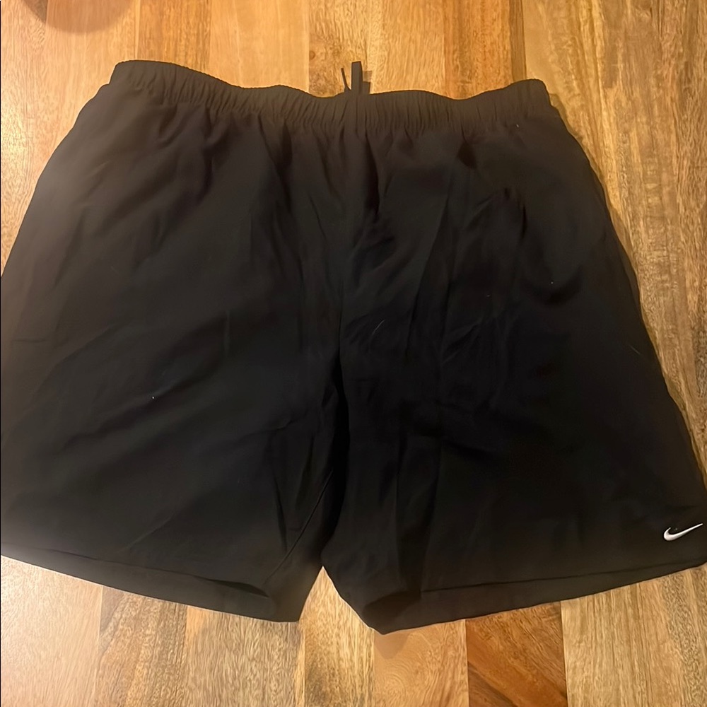 Nike Black Athletic Shorts Lightweight Elastic Waist